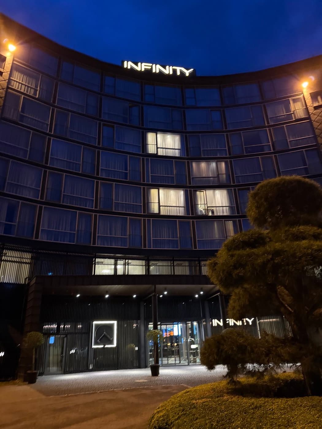 Infinity Hotel München: Warum diese Tagungslocation für unseren Stammkunden weiterhin das perfekte Match ist